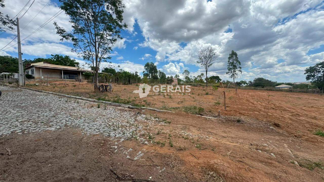 Lote à venda no Condomínio Água Sumida: 03- LOTE 