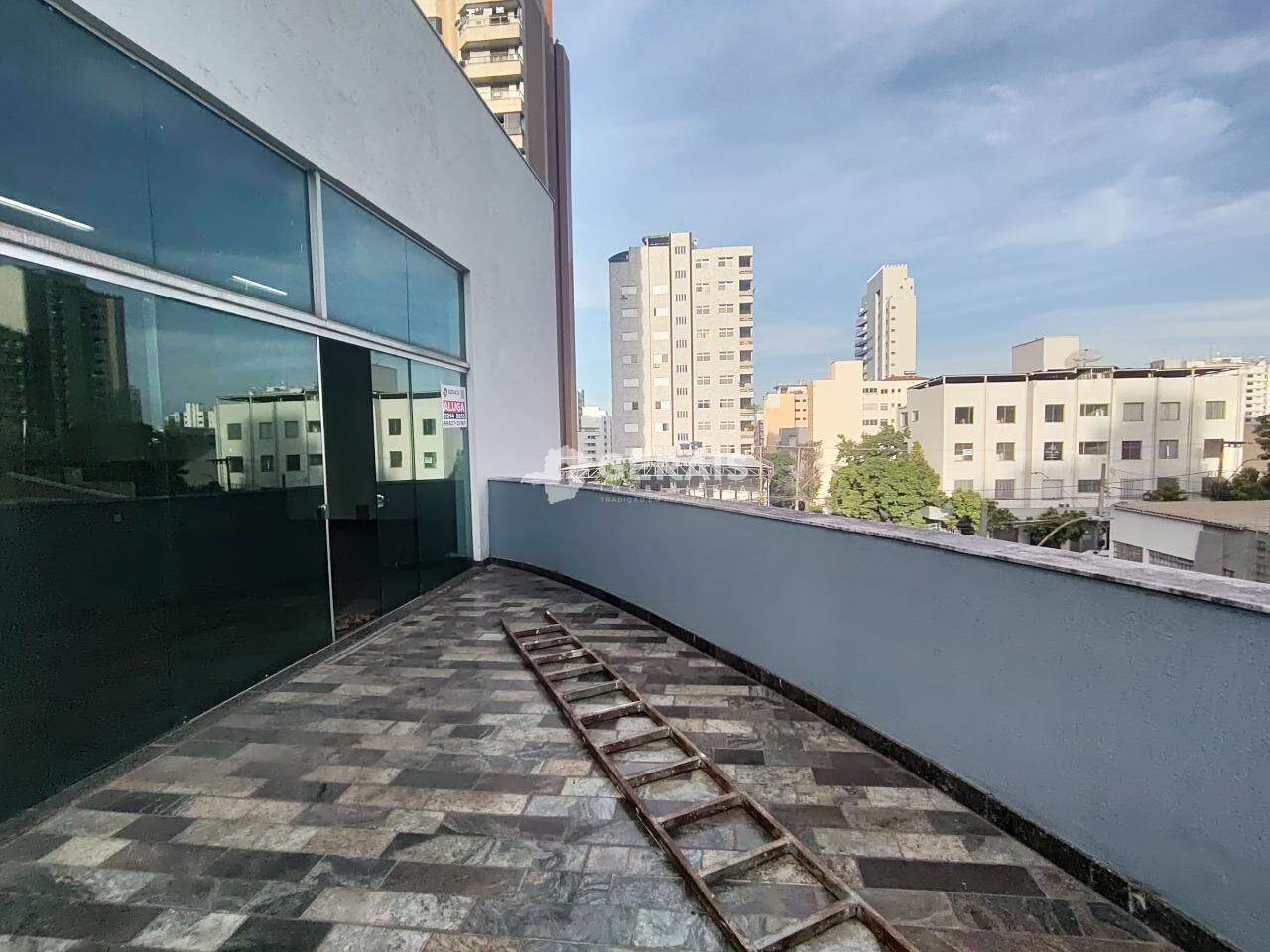 Sala para aluguel no CENTRO: 07- SACADA