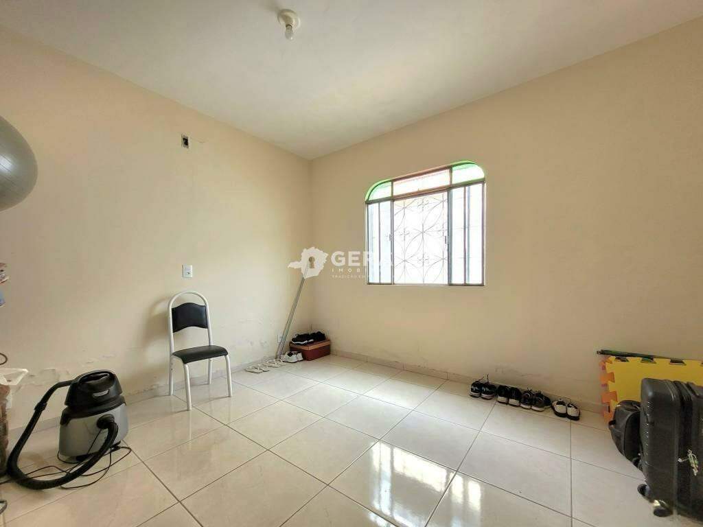 Casa à venda no ESPLANADA: 06- QUARTO 03