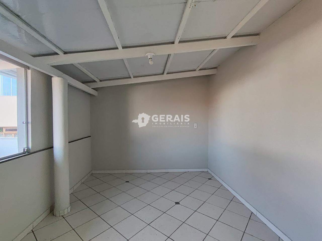 Apartamento para aluguel no ALVORADA: 05- QUARTO 01