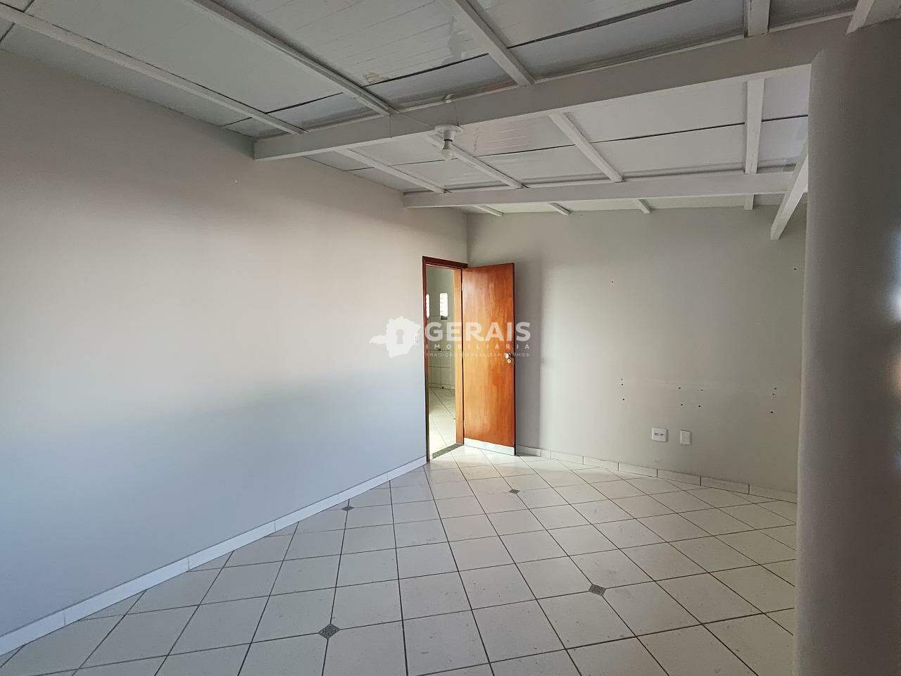 Apartamento para aluguel no ALVORADA: 06- QUARTO 02