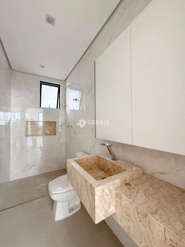Apartamento à venda no CENTRO: 08- BANHO SOCIAL