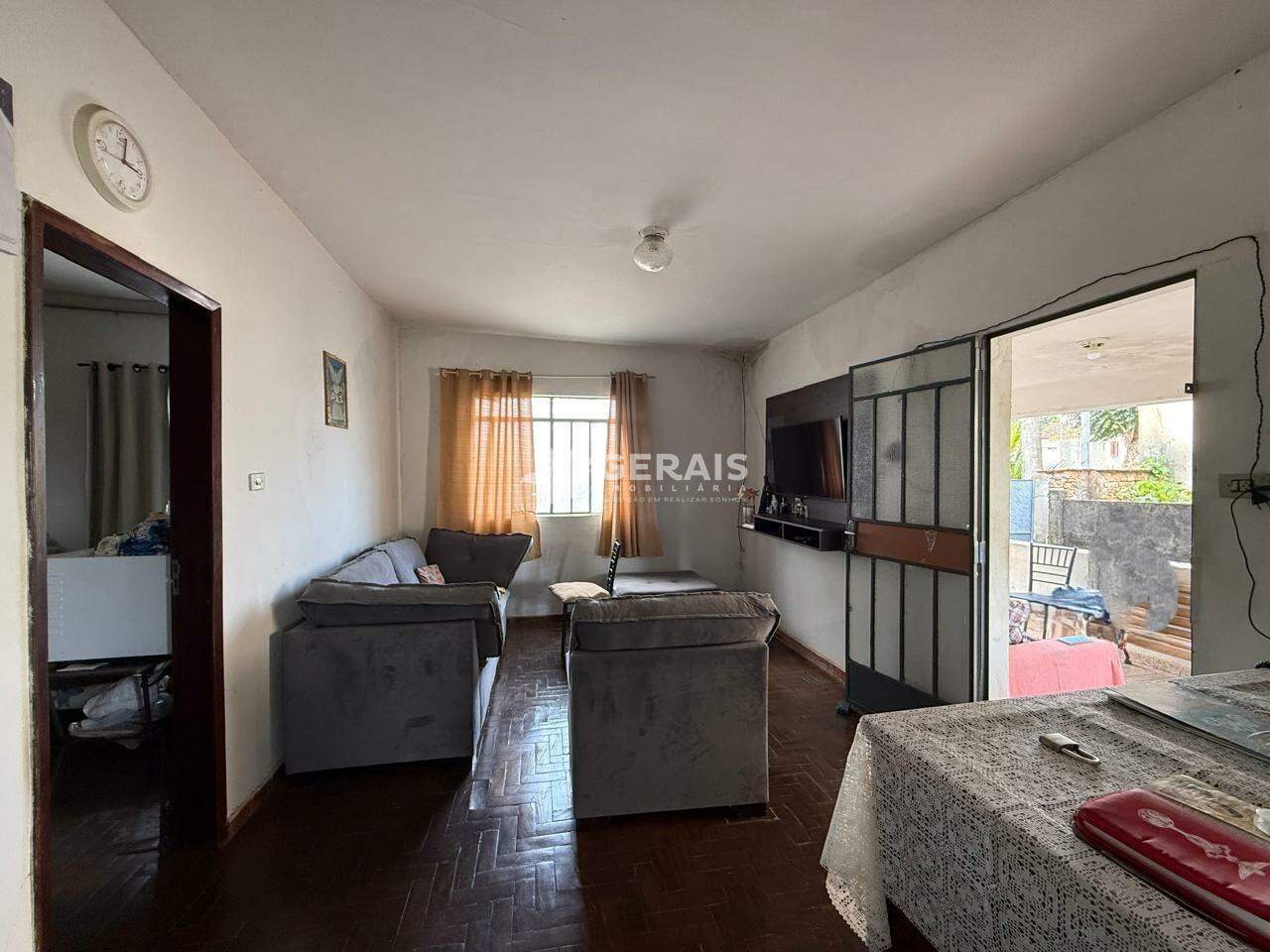 Casa à venda no MARILANDIA: 03- SALA