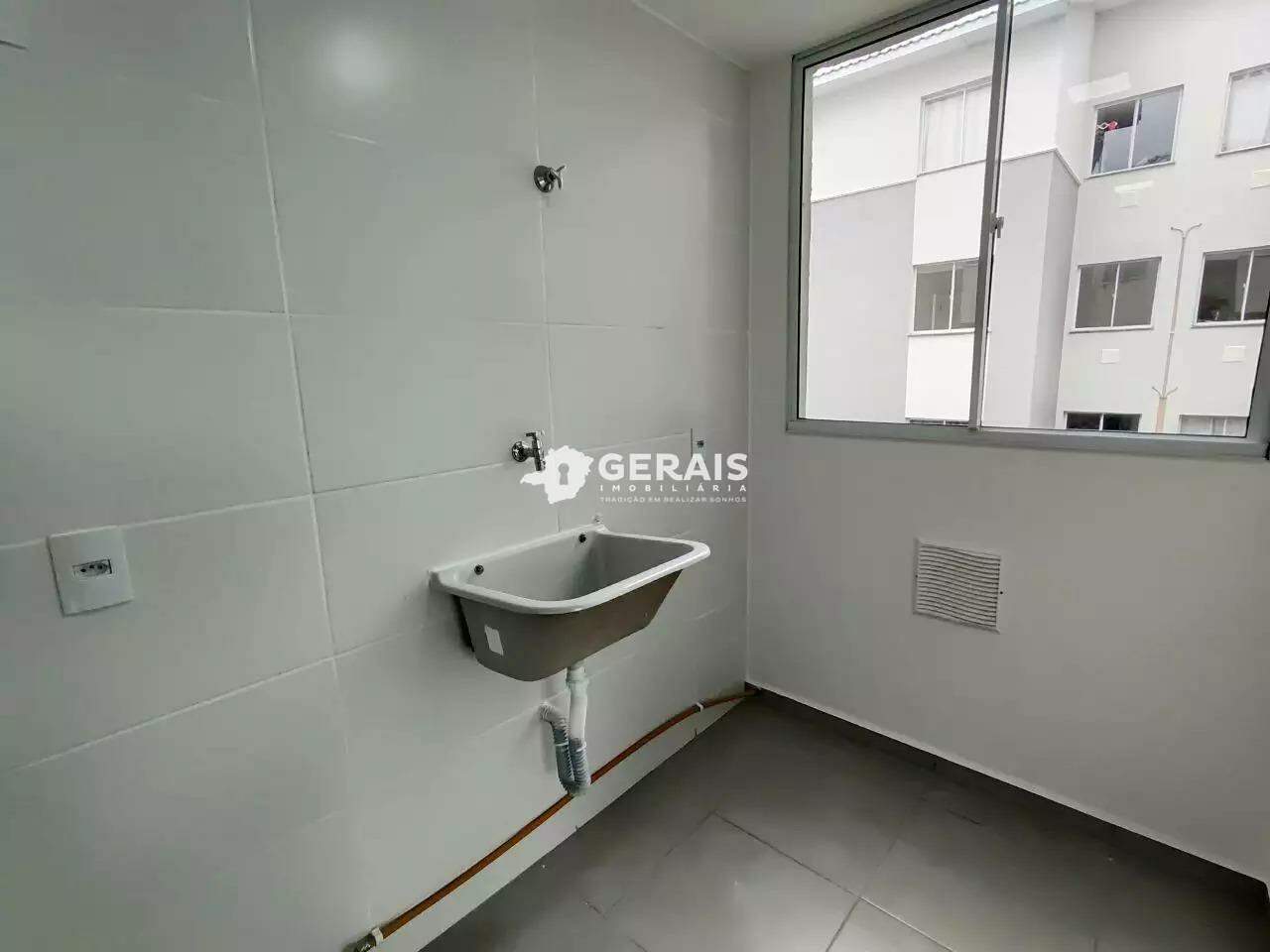 Apartamento à venda no QUINTINO: 08- ÁREA DE SERVIÇO 
