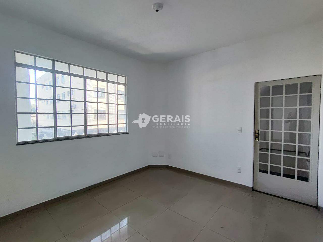 Apartamento para aluguel no ESPLANADA: 04- COPA