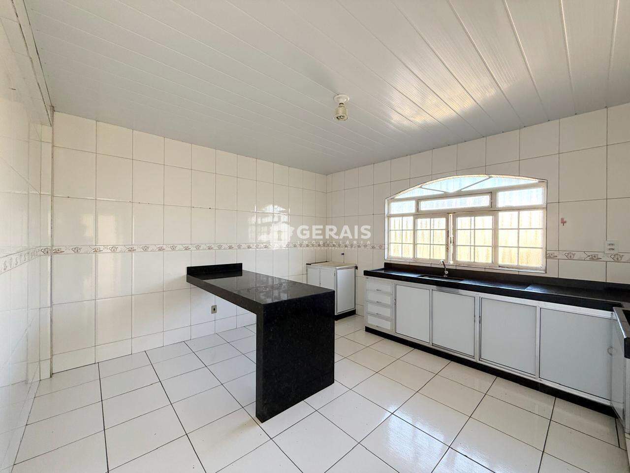 Sobrado à venda no Nossa Senhora das Graças: 04- COZINHA