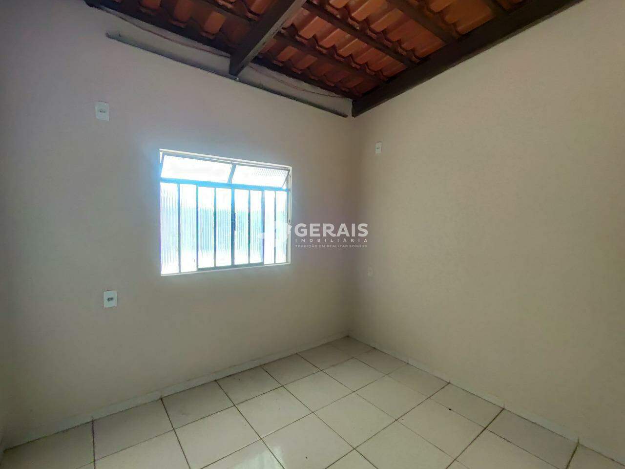 Casa para aluguel no BELVEDERE: 07- QUARTO