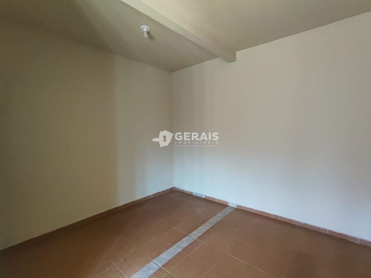 Casa para aluguel no BELVEDERE: 08- QUARTO SUÍTE