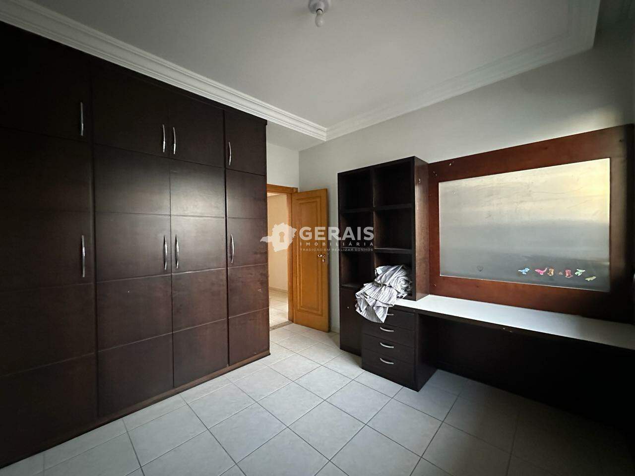 Apto Cobertura à venda no CENTRO: 08 - QUARTO 02
