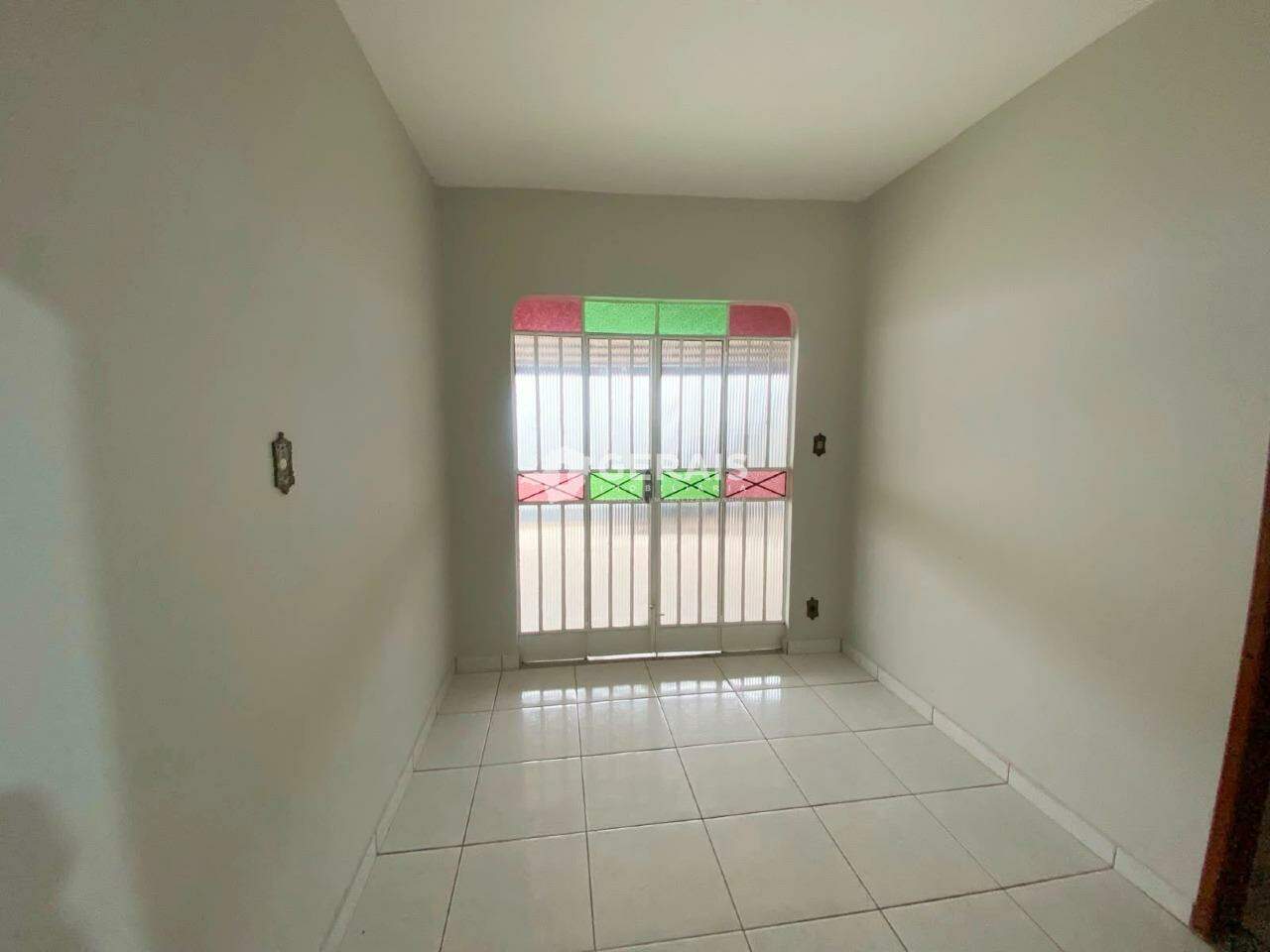 Casa à venda no SANTA ROSA: 03- SALA