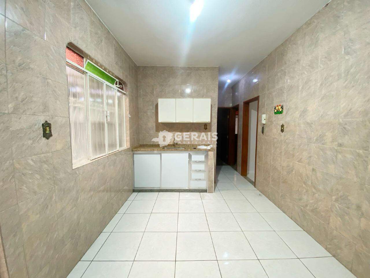 Casa à venda no SANTA ROSA: 04- COZINHA