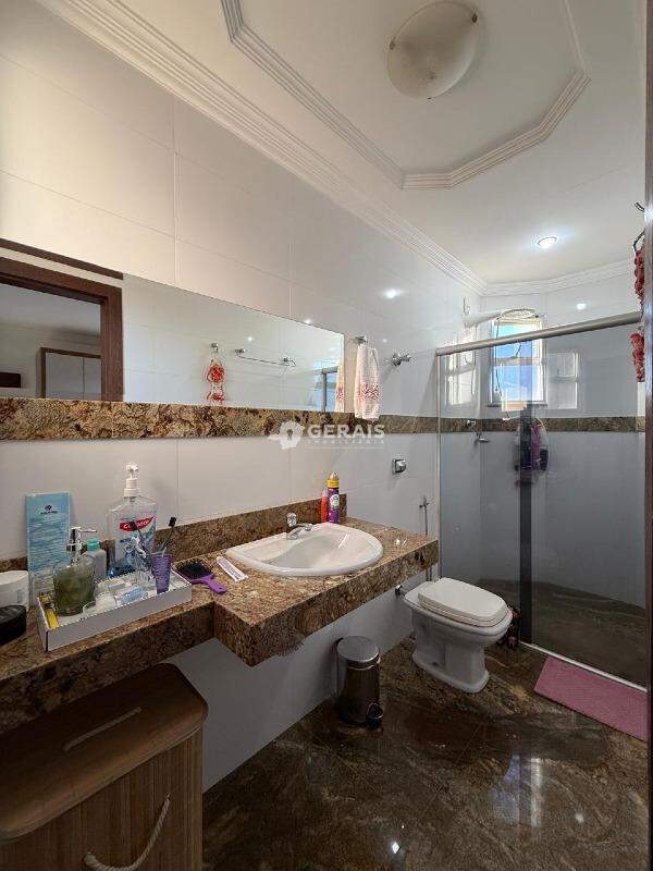 Apartamento à venda no TIETE: 08- BANHO SUÍTE