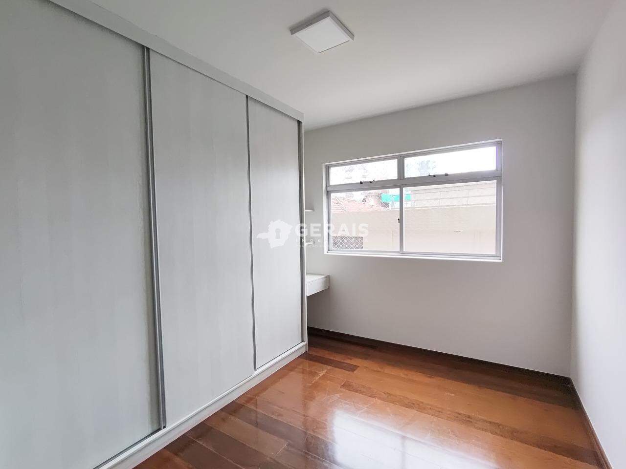 Apartamento para aluguel no CENTRO: 05- QUARTO 01