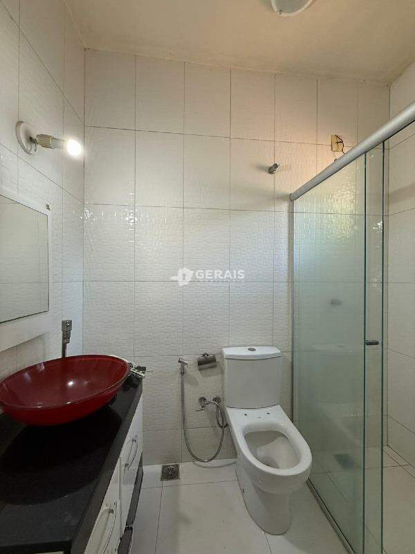 Casa à venda no SAO PAULO: 07- BANHO SUÍTE
