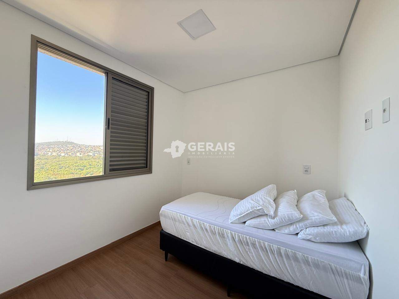 Apartamento à venda no SANTA CLARA: 09- QUARTO 02