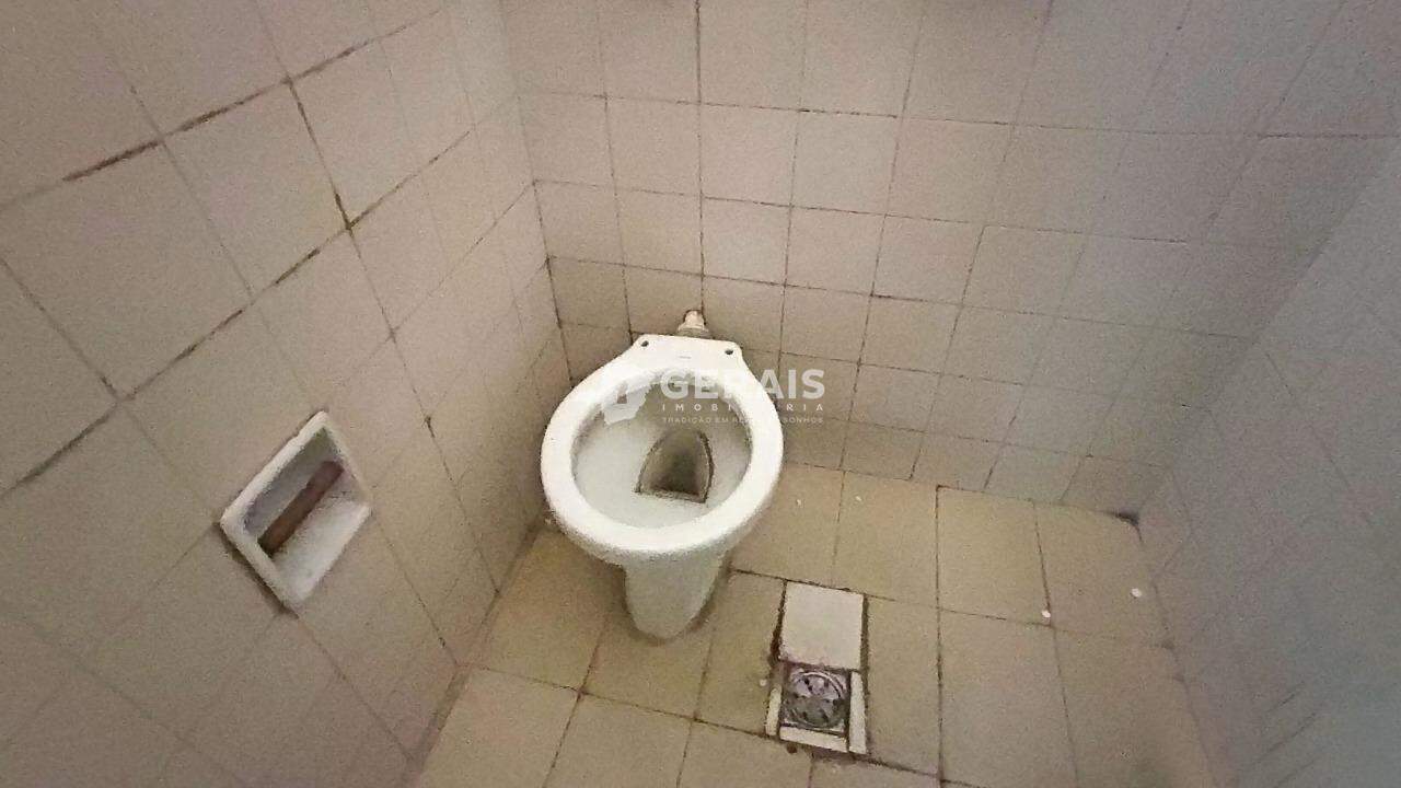 Loja para aluguel no SÃO JOSÉ: 08- BANHO SOCIAL