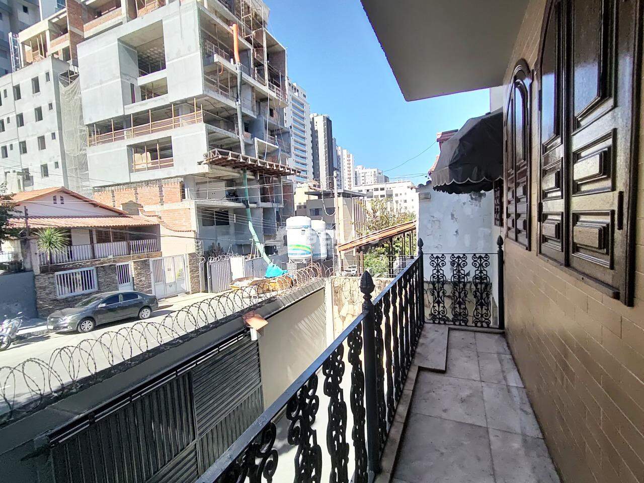 Casa para aluguel no CENTRO: 04- SACADA SALA