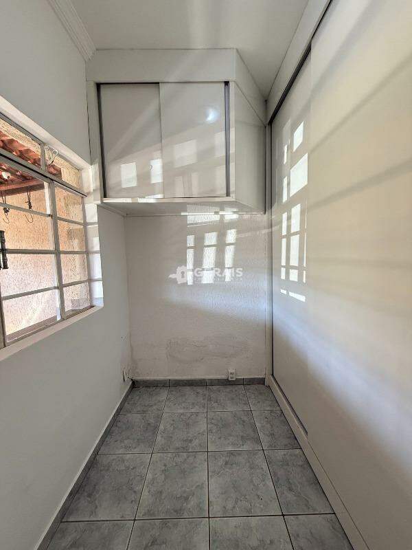 Casa para aluguel no Jusa Fonseca: 06- QUARTO 02
