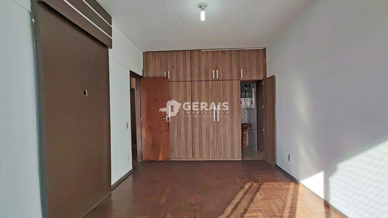 Apartamento para aluguel no CENTRO: 07- QUARTO SUÍTE