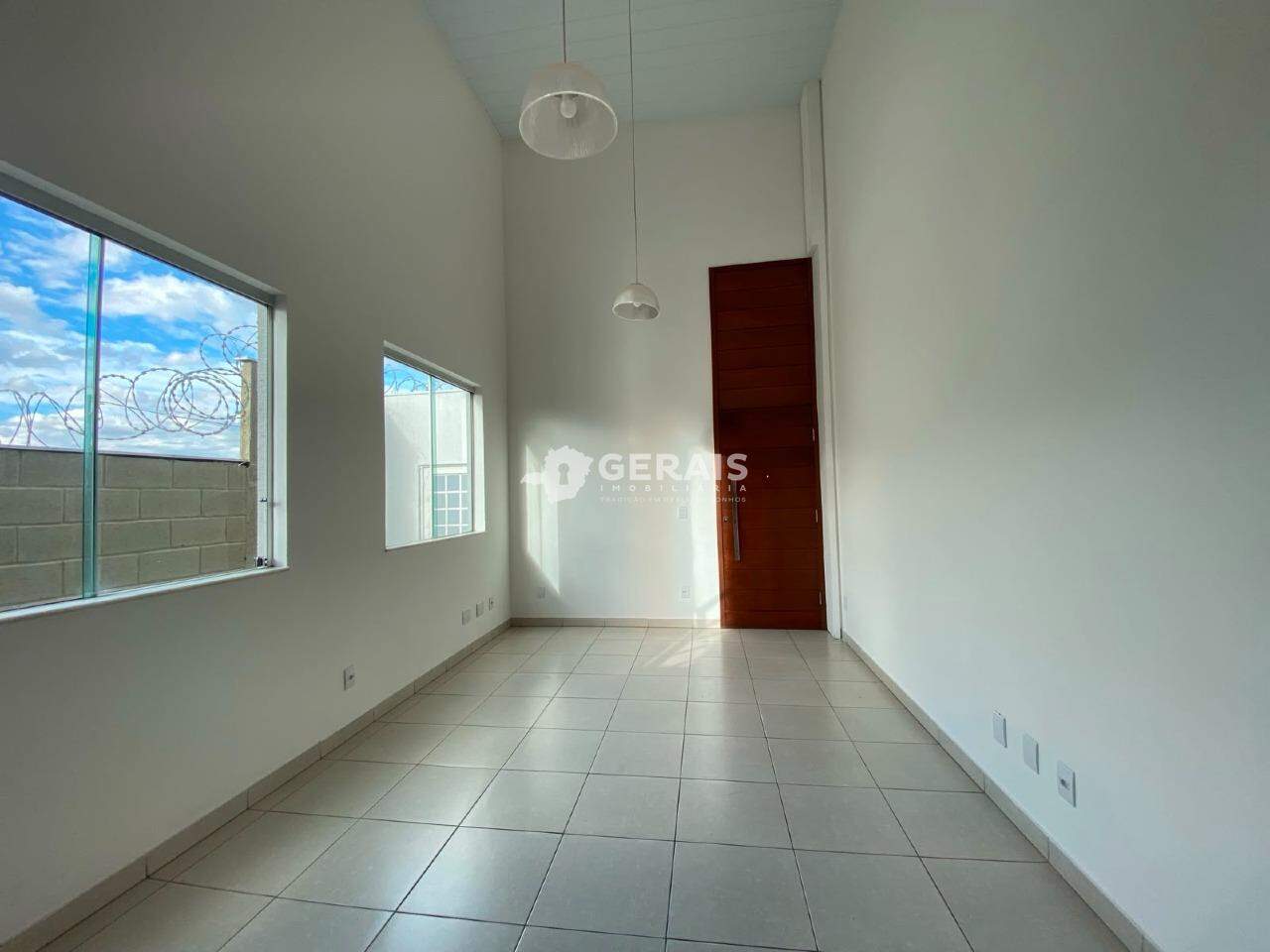 Casa à venda no ORION: 03- SALA