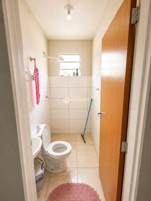 Casa à venda no RESIDENCIAL SÃO FREI GALVÃO: 07 - BANHO SOCIAL