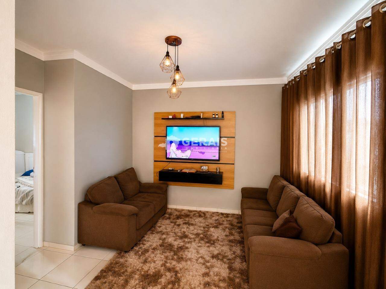 Casa à venda no RESIDENCIAL SÃO FREI GALVÃO: 03 - SALA