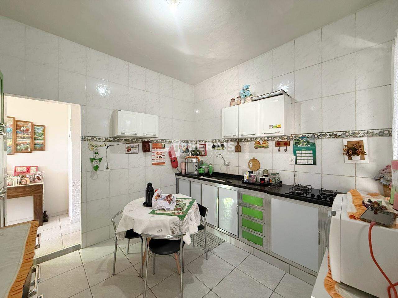 Casa à venda no SANTA LÚCIA: 05- COZINHA