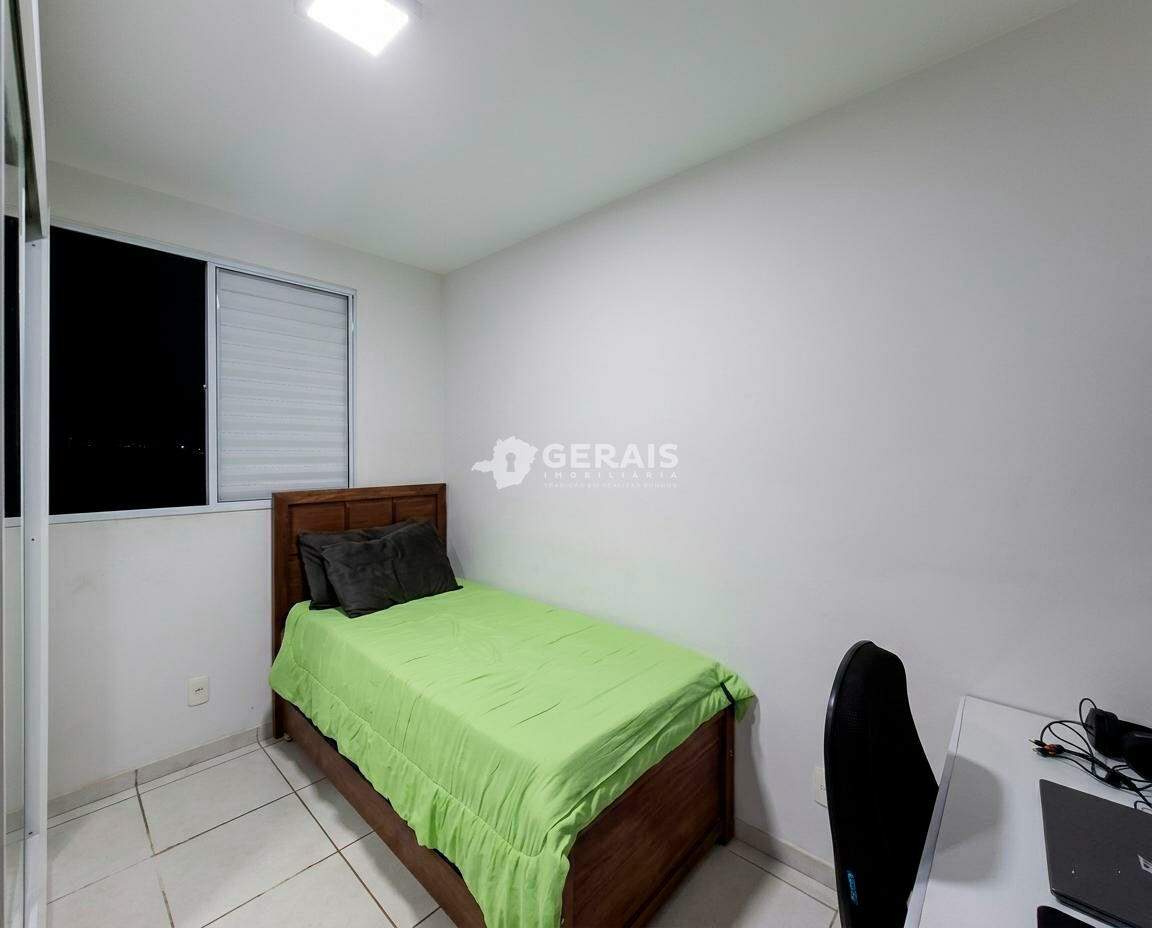 Apartamento à venda no PLANALTO: 06 - QUARTO 01