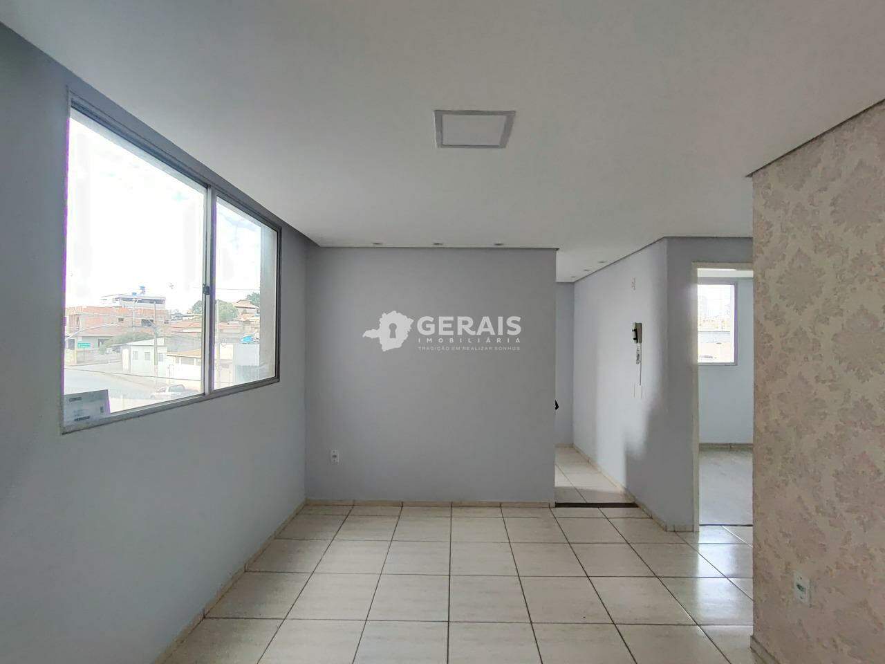 Apartamento para aluguel no PONTE FUNDA: 04 - SALA