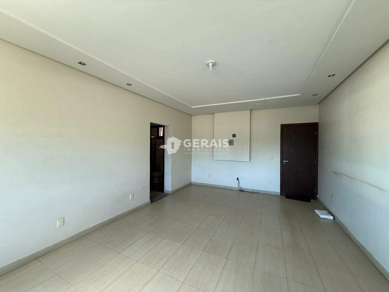 Apartamento à venda no ICARAI: 04- SALA
