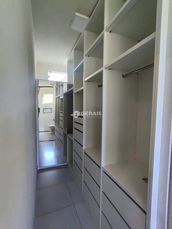 Casa para aluguel no RANCHO ALEGRE: 07- CLOSET
