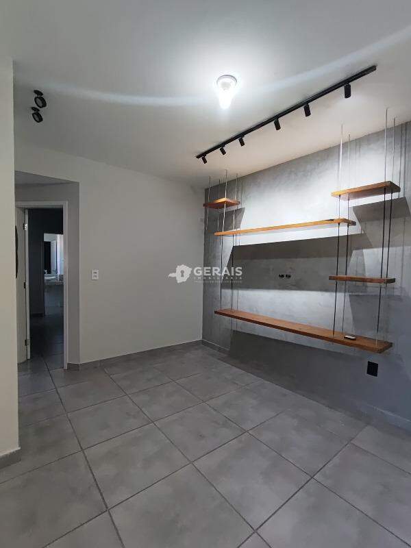 Apartamento para aluguel no SÃO JOSÉ: 03 - SALA