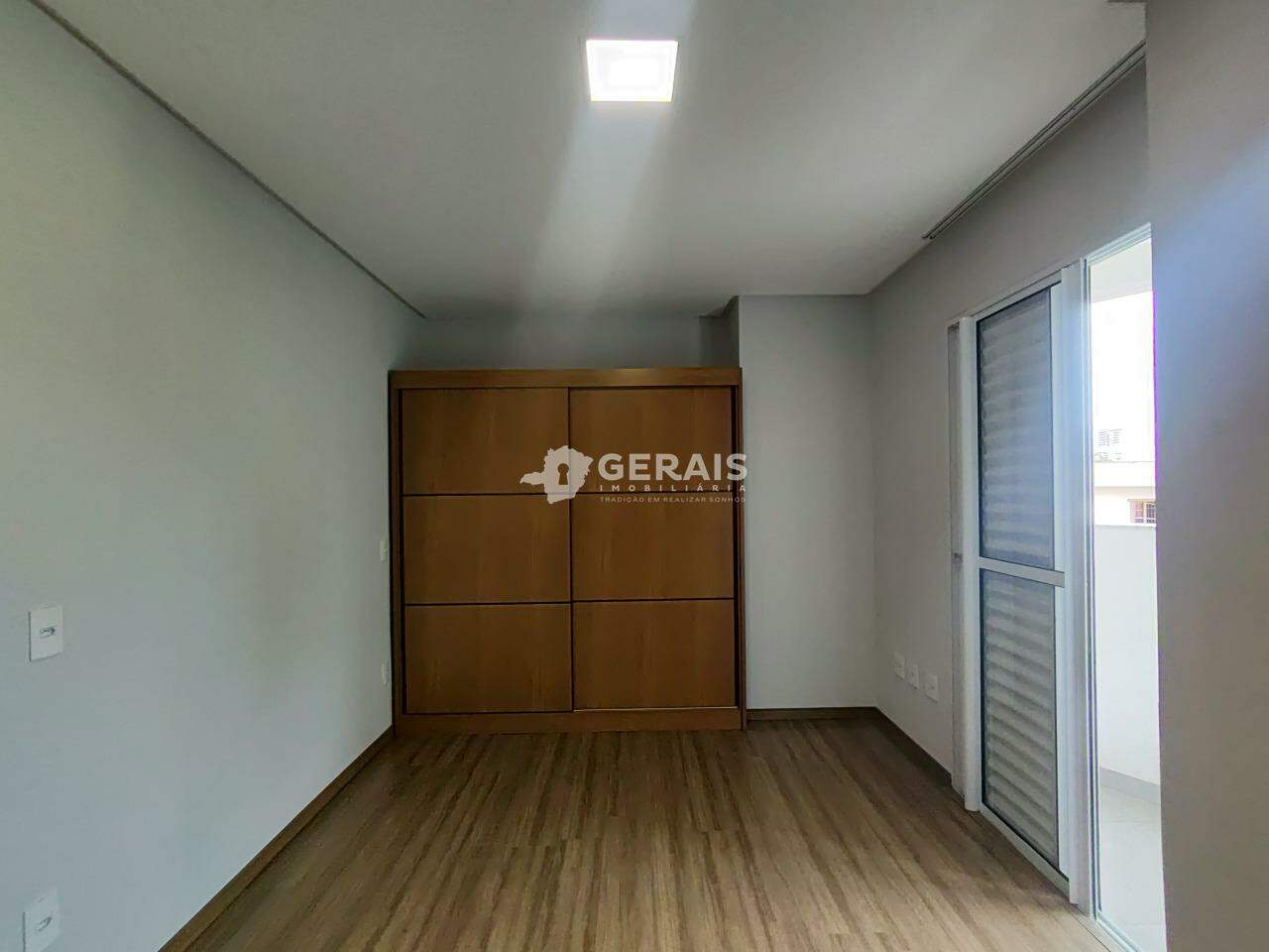 Apartamento para aluguel no CENTRO: 05- QUARTO SUÍTE