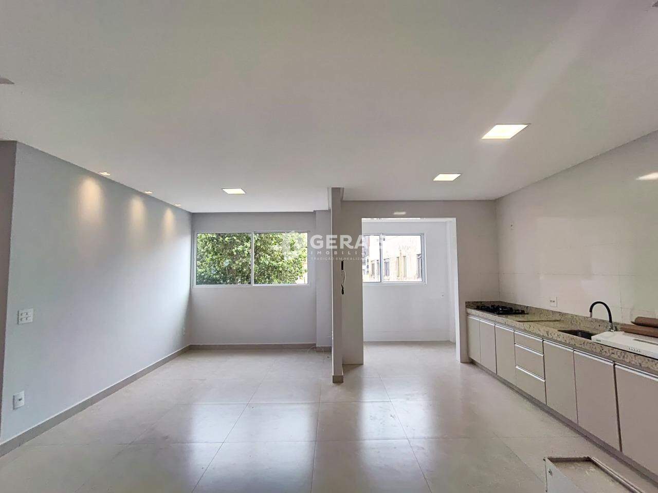 Apartamento para aluguel no CENTRO: 03- SALA