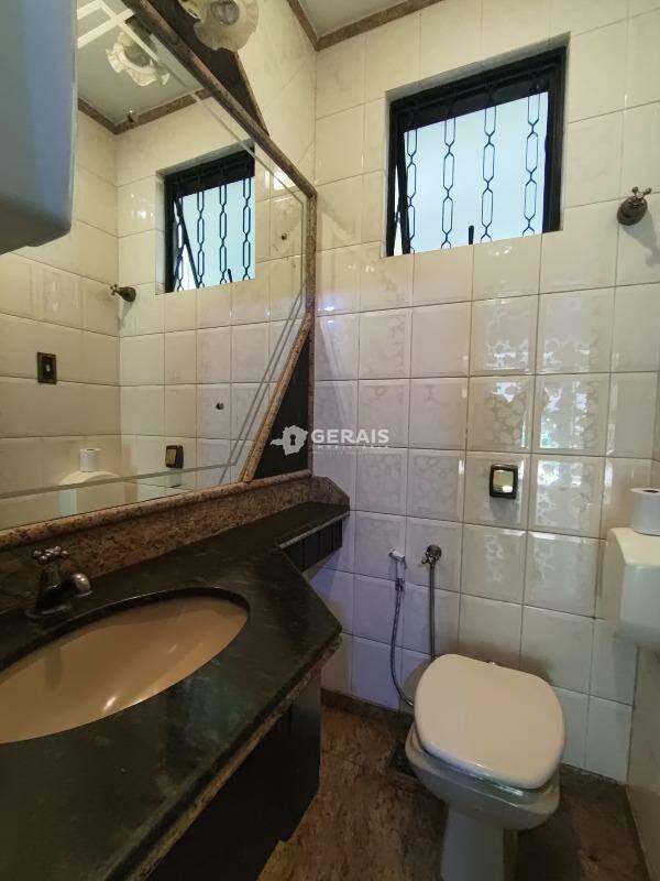 Casa Comercial para aluguel no CENTRO: 08- BANHEIRO 01