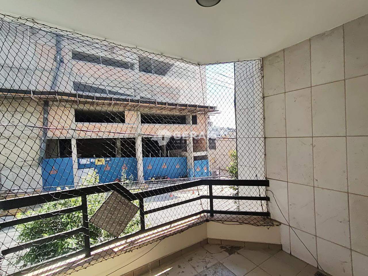 Casa Comercial para aluguel no CENTRO: 06- SACADA