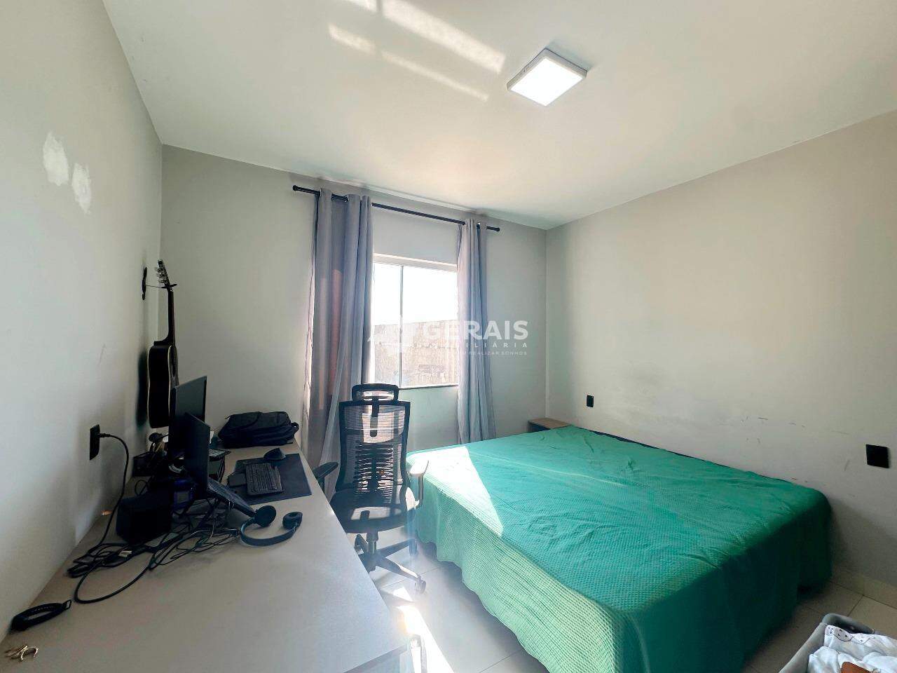 Casa à venda no SAO LUCAS: 05- QUARTO 02
