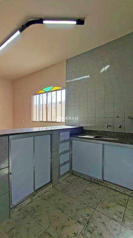 Casa para aluguel no SANTA ROSA: 09 - COZINHA