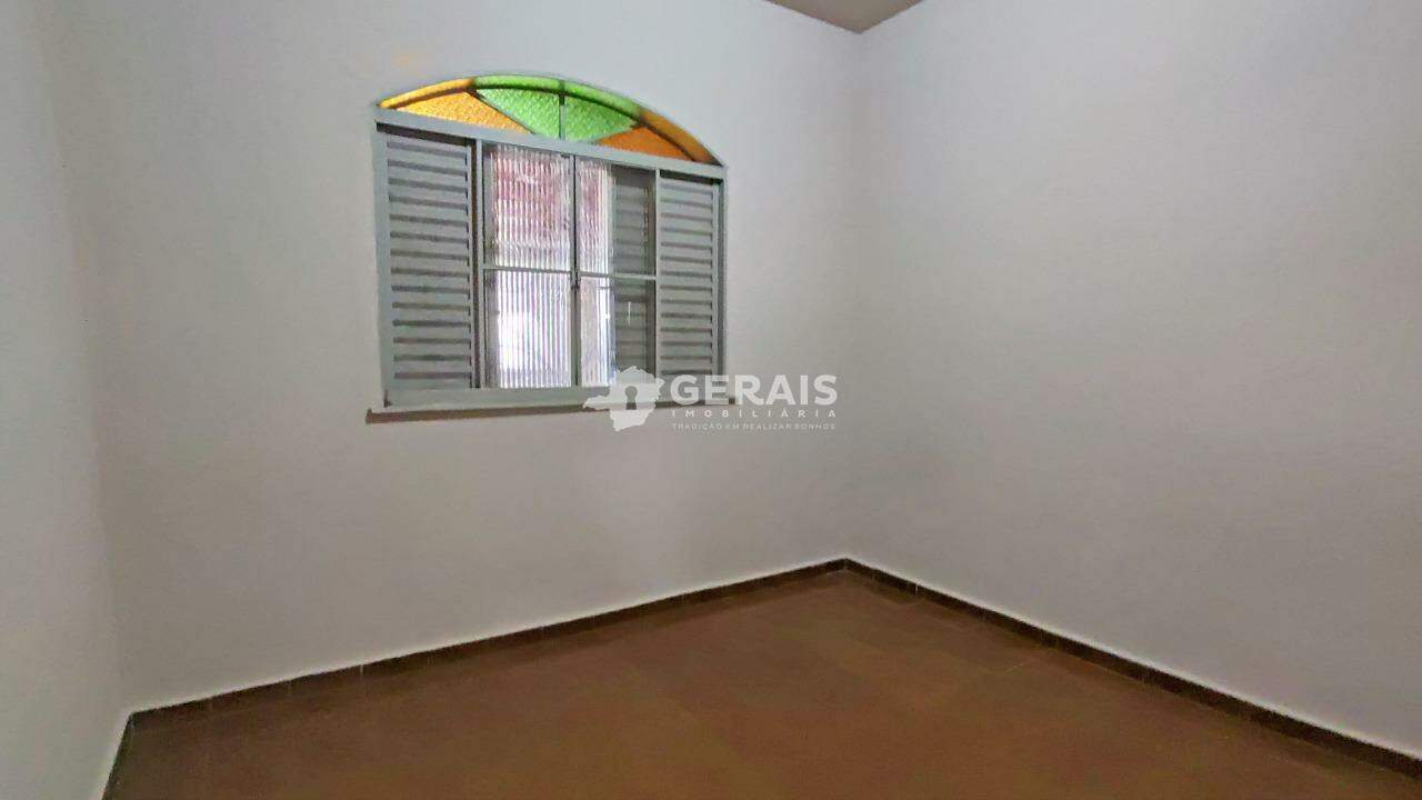 Casa para aluguel no SANTA ROSA: 06 - QUARTO 03