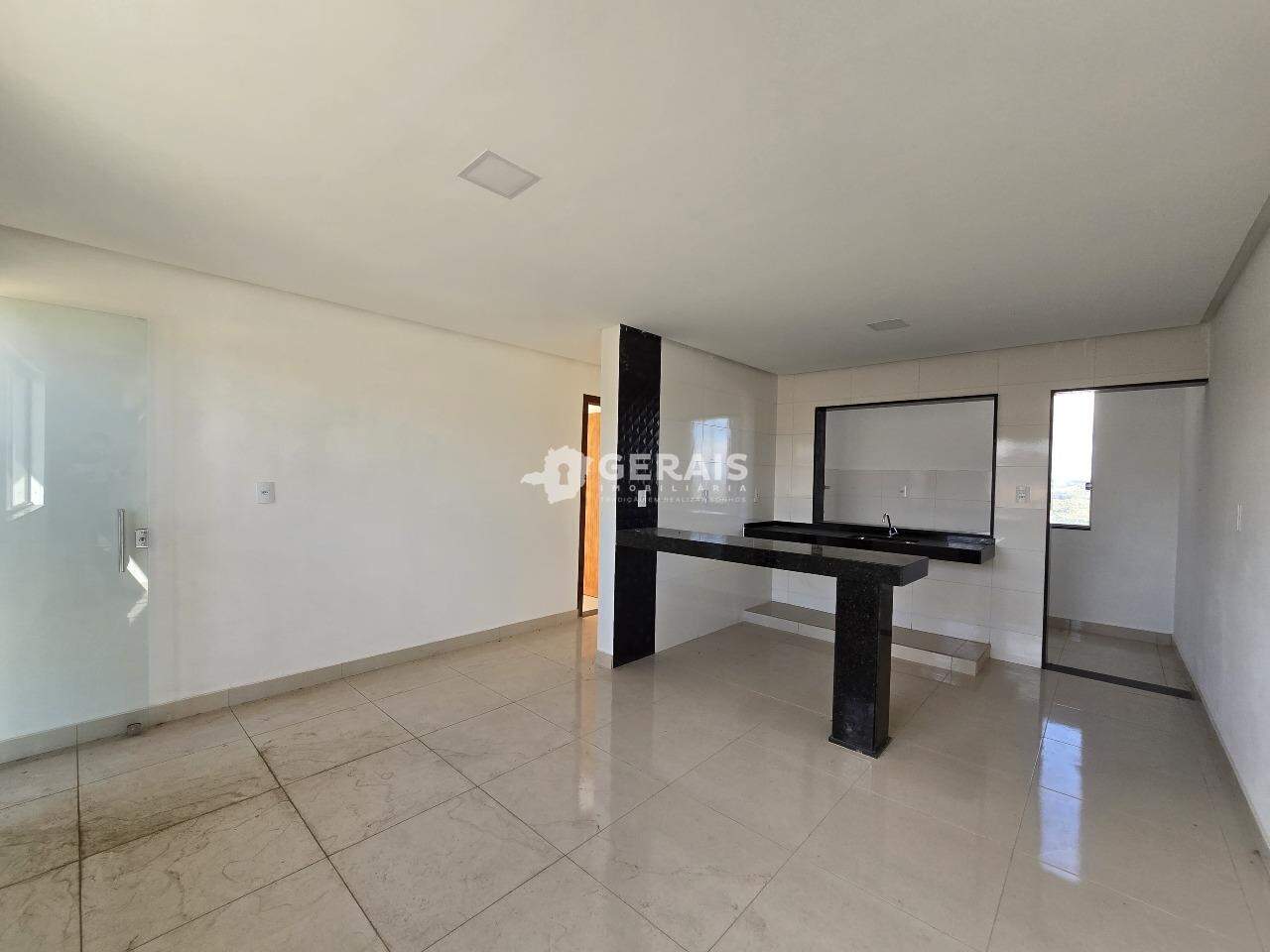 Apartamento à venda no ITACOLOMI: 03 - SALA
