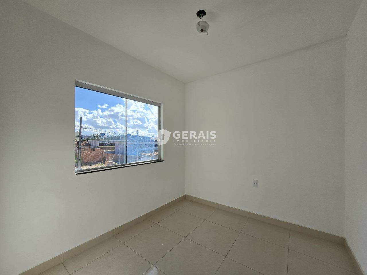 Apartamento à venda no ITACOLOMI: 06 - QUARTO 01 