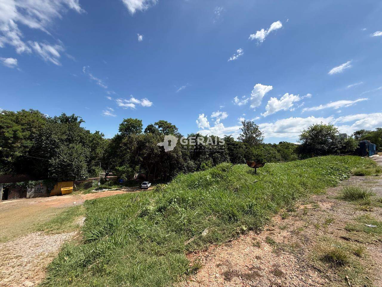 Lote à venda no SÃO ROQUE: 01- LOTE