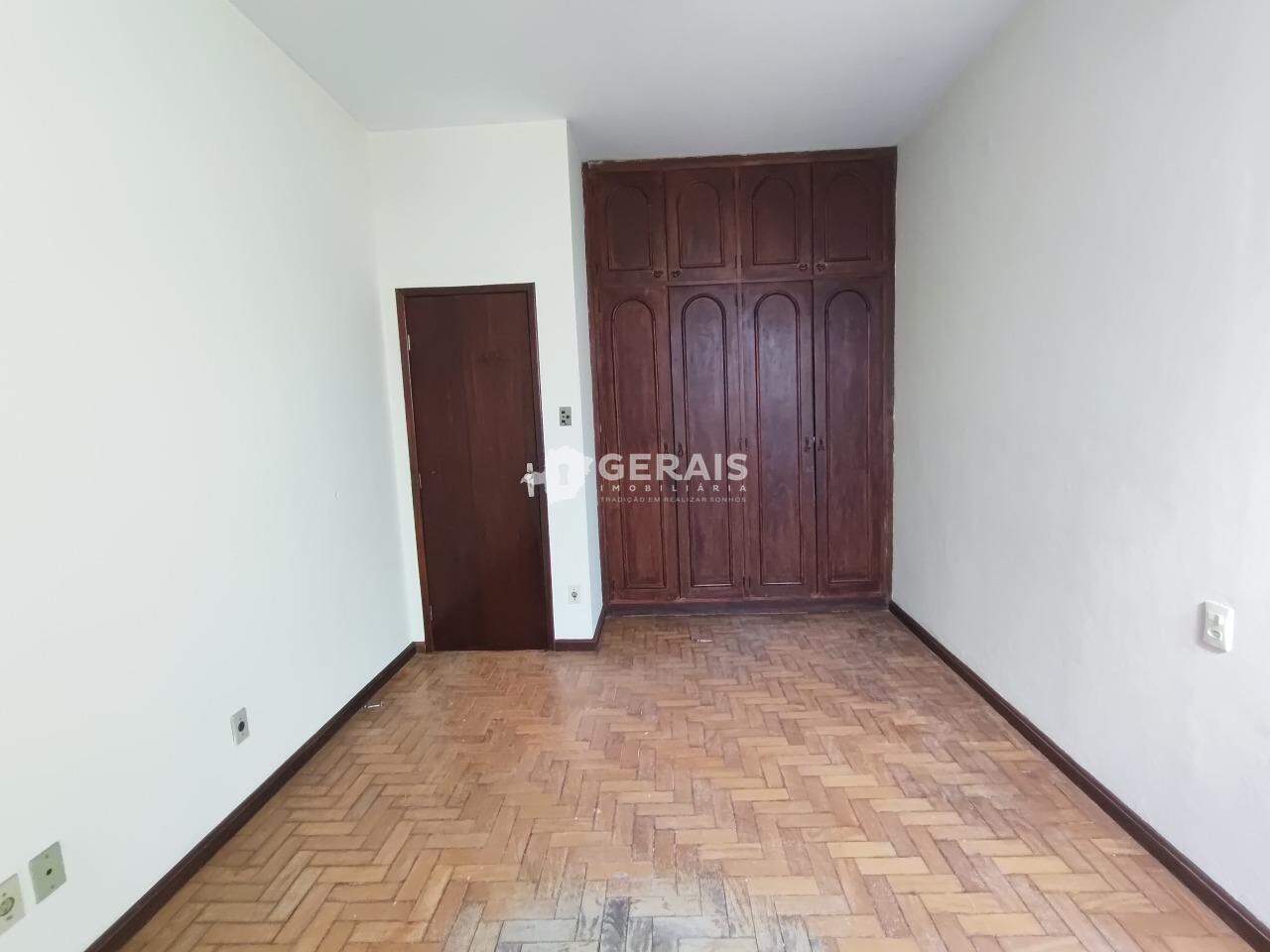 Casa para aluguel no CATALÃO: 06- QUARTO 01
