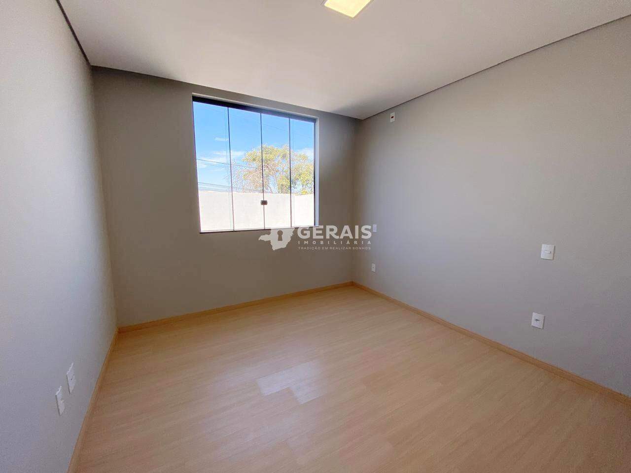 Casa à venda no SÃO ROQUE: 08- QUARTO SUÍTE