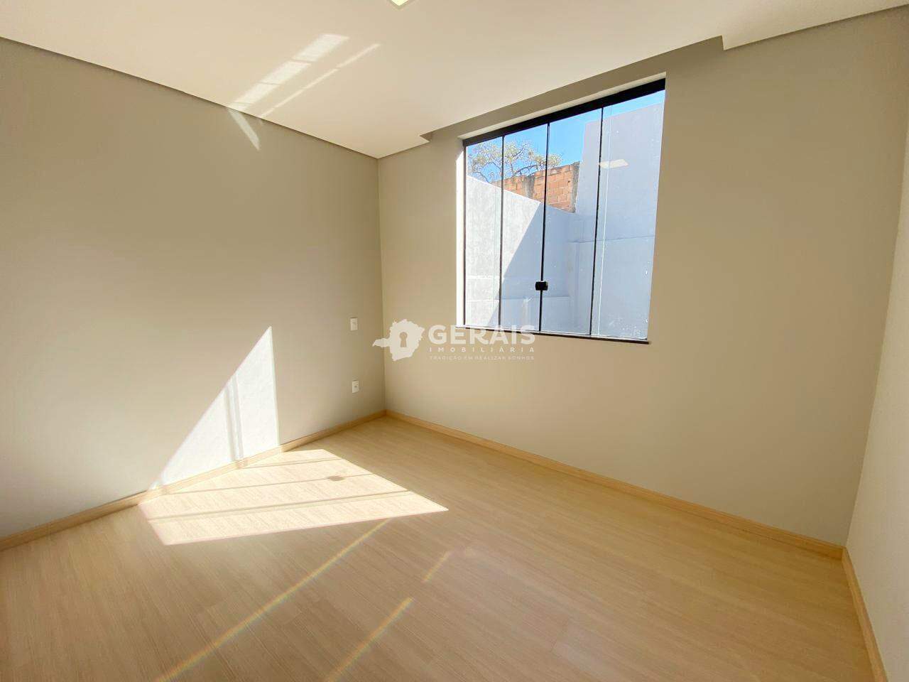 Casa à venda no SÃO ROQUE: 06- QUARTO 01