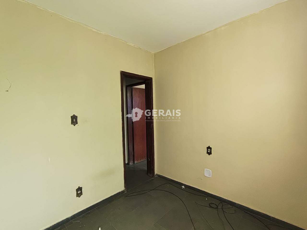 Apartamento para aluguel no BOM PASTOR: 08 - QUARTO 03