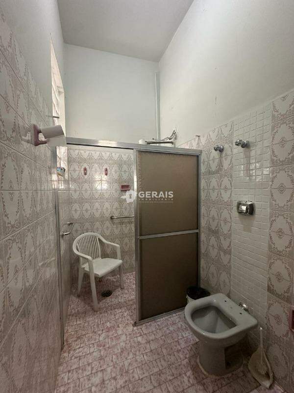 Casa à venda no PORTO VELHO: 07- BANHO SOCIAL