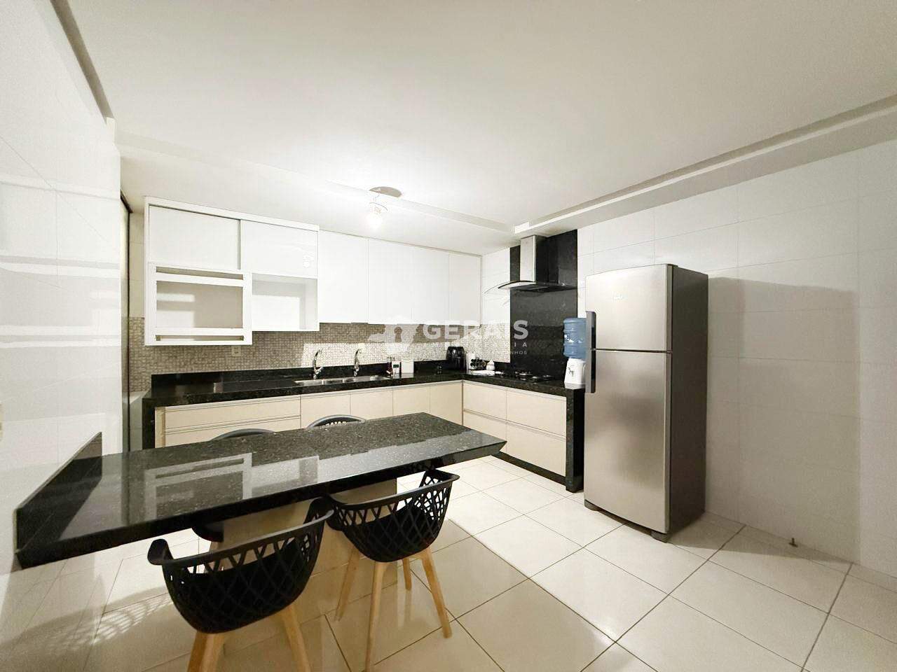 Apartamento à venda no PLANALTO: 05 - COZINHA