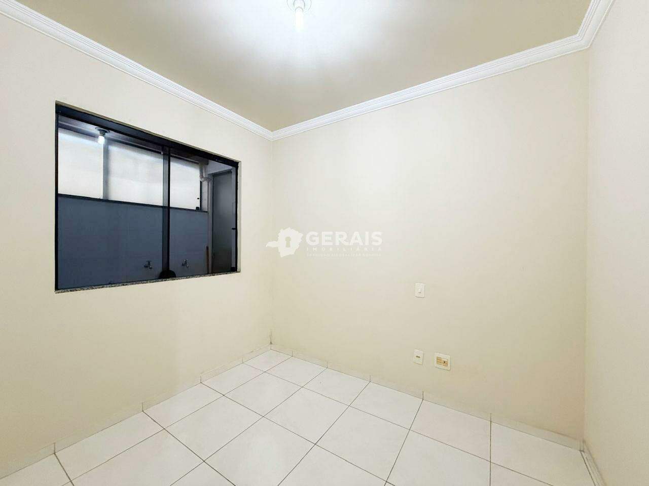 Apartamento à venda no PLANALTO: 07 - QUARTO 01