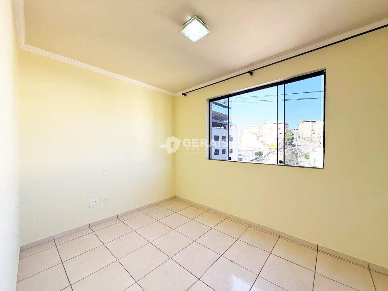 Apartamento à venda no PLANALTO: 06- QUARTO 01